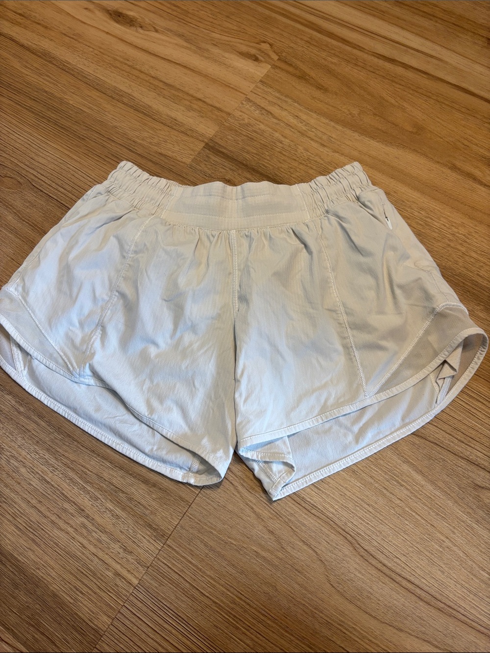 White Lululemon Hotty Hots